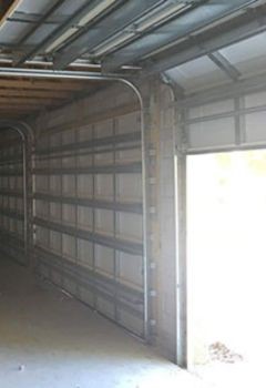 Garage Door Off Track, Bloomfield